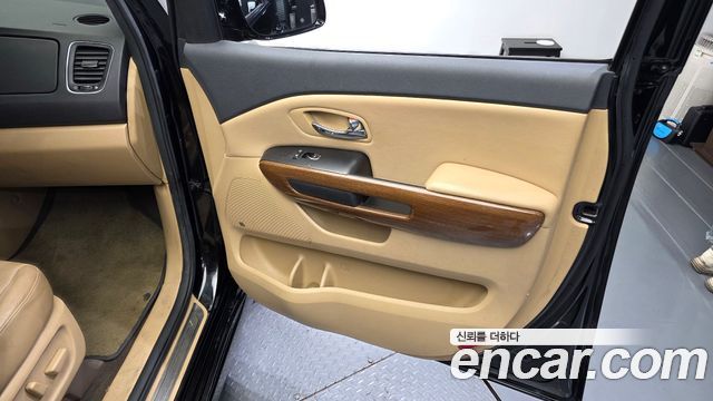 Kia Canival 2018 — photo 14