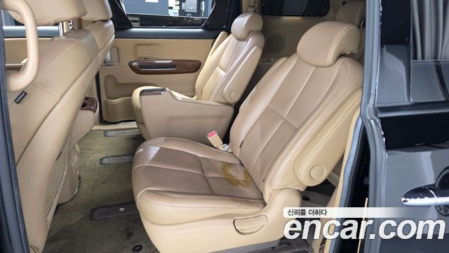 Kia Canival 2018 — photo 16