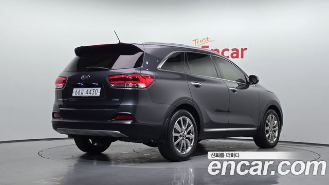 Kia Sorento 2015 — photo 2
