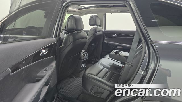 Kia Sorento 2015 — photo 18