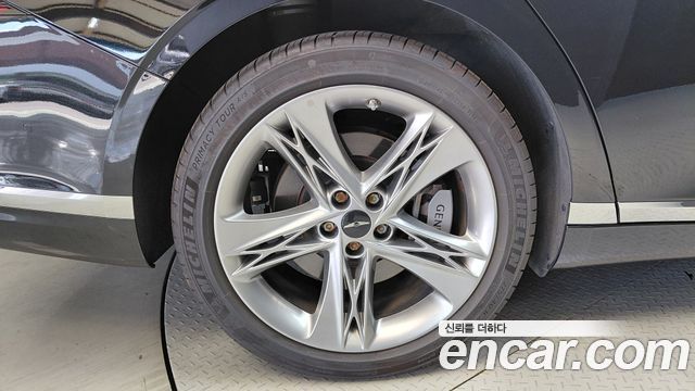 Genesis G90 2023 — photo 5