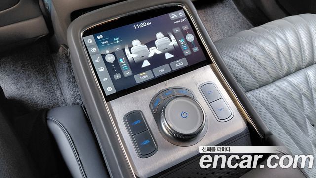 Genesis G90 2023 — photo 24