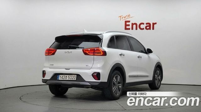 Kia Niro 2022 — photo 4