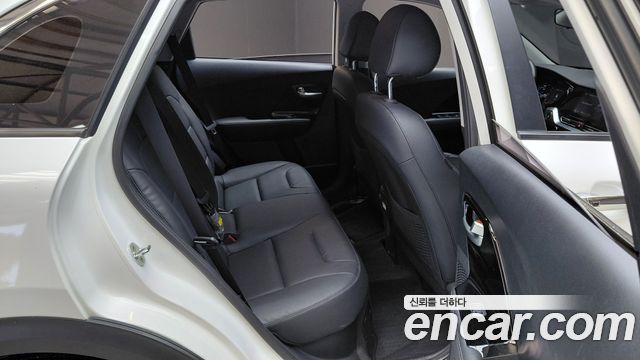 Kia Niro 2022 — photo 17