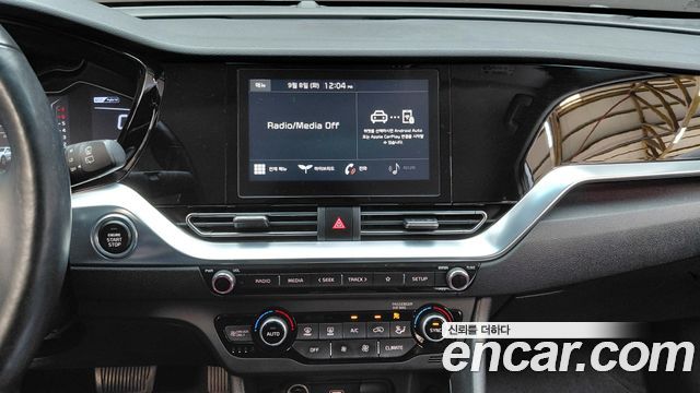 Kia Niro 2022 — photo 23