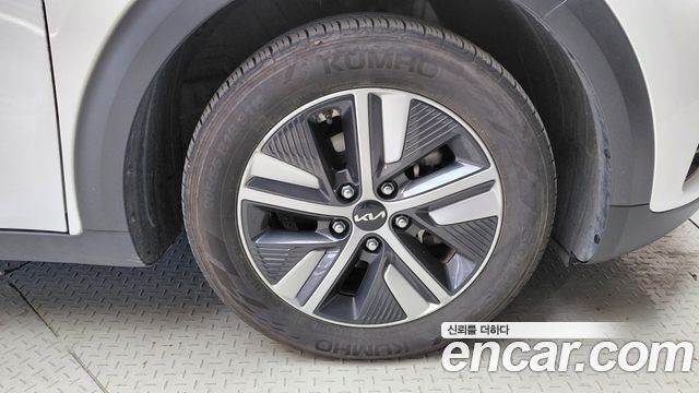 Kia Niro 2022 — photo 7