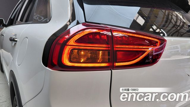 Kia Niro 2022 — photo 9