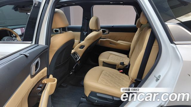 Kia Sorento 2023 — photo 18