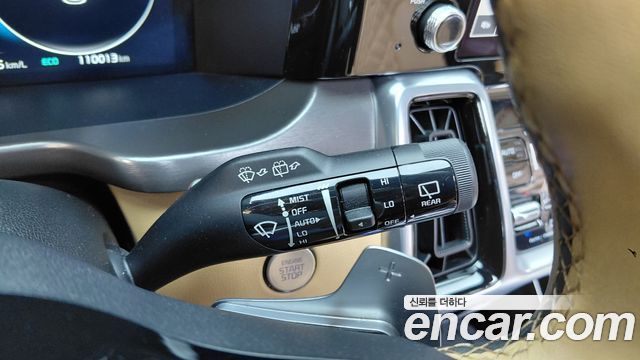 Kia Sorento 2023 — photo 30