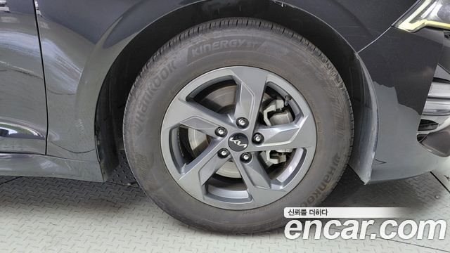 Kia K5 2022 — photo 5