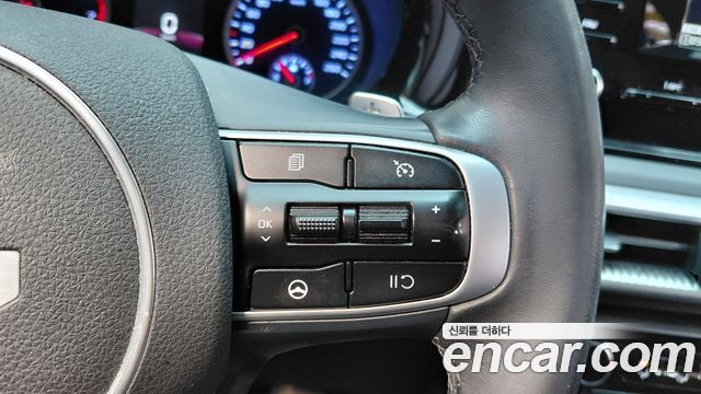 Kia K5 2022 — photo 20
