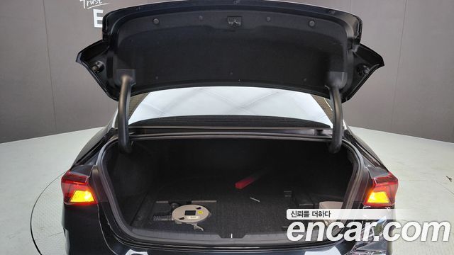 Kia K5 2022 — photo 21