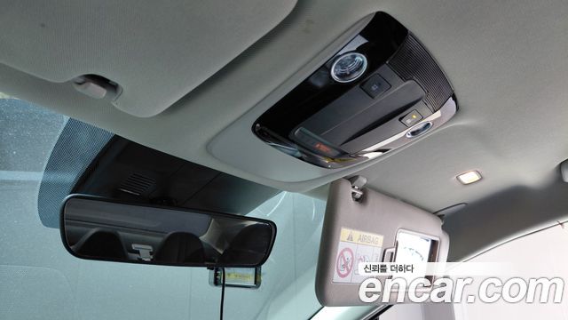 Kia K5 2022 — photo 23