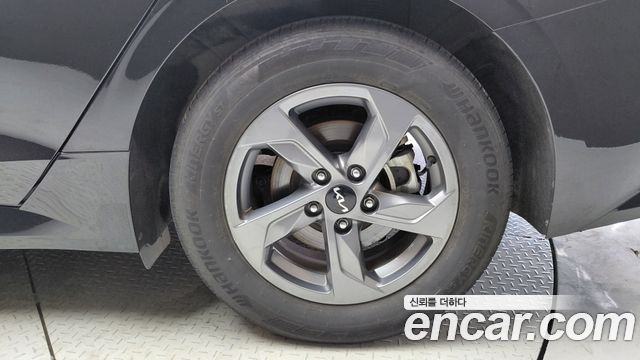 Kia K5 2022 — photo 7