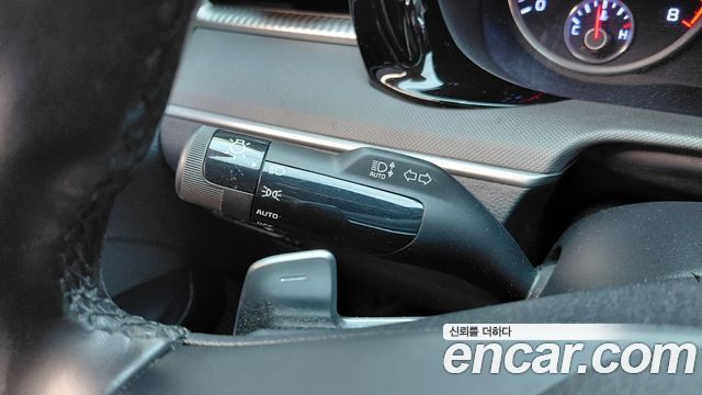Kia K5 2022 — photo 28