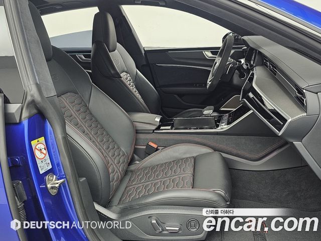 Audi RS7 2023 — photo 10
