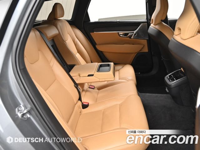 Volvo V90 2020 — photo 12