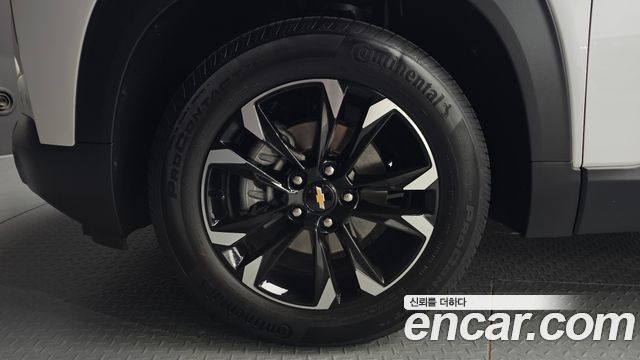 Chevrolet Korea Trailblazer 2022 — photo 5