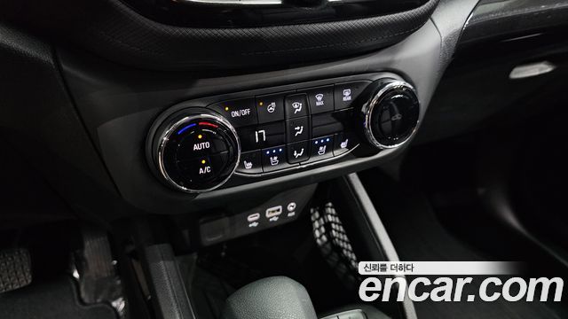 Chevrolet Korea Trailblazer 2022 — photo 24
