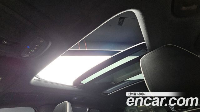 Volvo XC40 2021 — photo 18