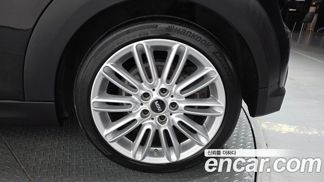 Mini Cooper 2023 — photo 7