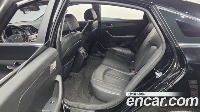 Hyundai Sonata 2016 — photo 11