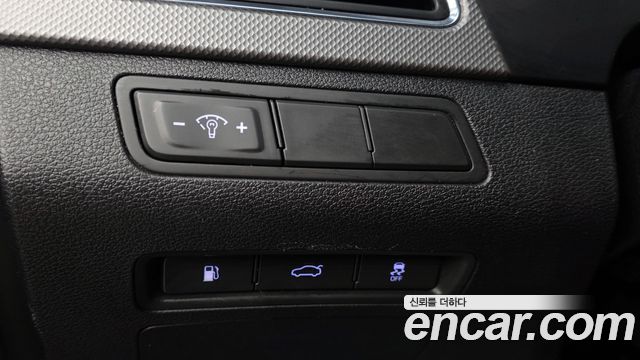Hyundai Sonata 2016 — photo 13