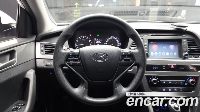 Hyundai Sonata 2016 — photo 19
