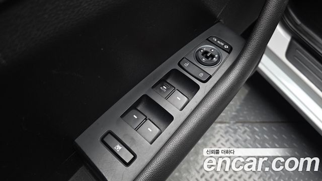 Hyundai Sonata 2016 — photo 26
