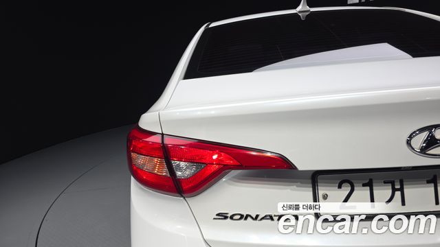 Hyundai Sonata 2016 — photo 9