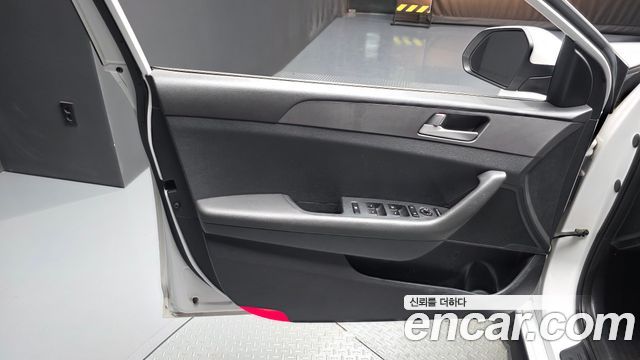 Hyundai Sonata 2016 — photo 14