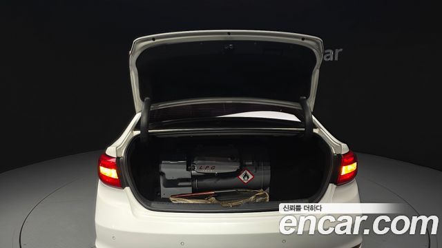 Hyundai Sonata 2016 — photo 28
