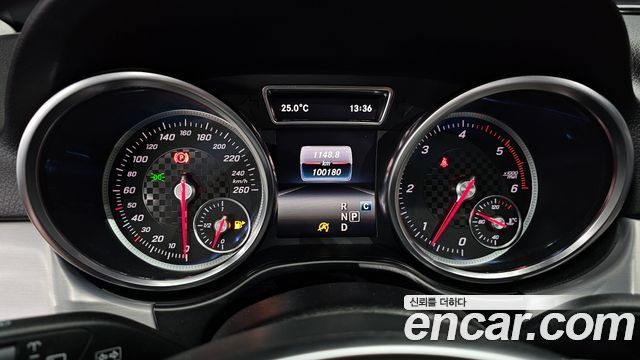 Mercedes-Benz GLE-Class 2018 — photo 11