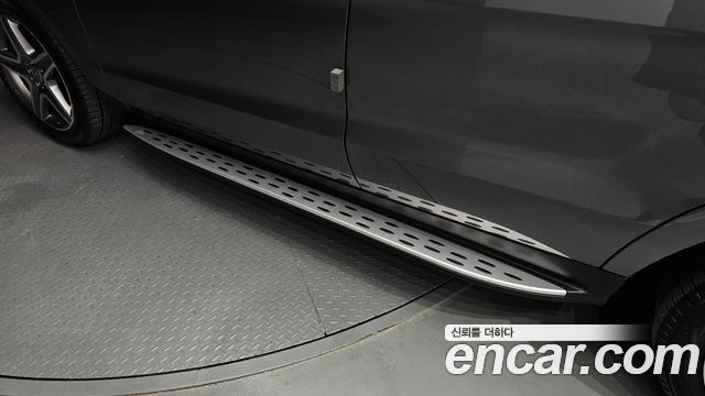 Mercedes-Benz GLE-Class 2018 — photo 37