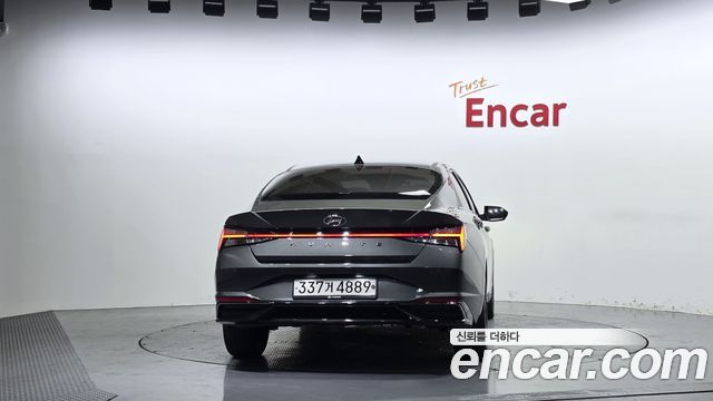 Hyundai AVANTE 2021 — photo 4