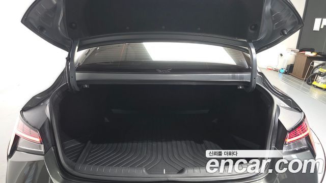 Hyundai AVANTE 2021 — photo 26