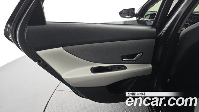 Hyundai AVANTE 2021 — photo 15