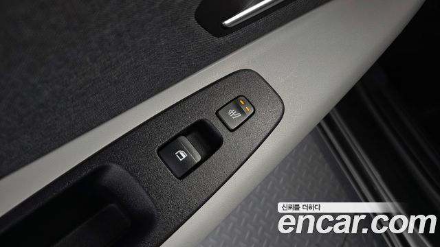Hyundai AVANTE 2021 — photo 28