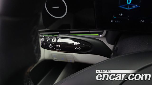 Hyundai AVANTE 2021 — photo 33