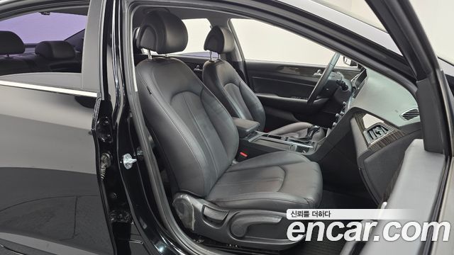 Hyundai Sonata 2015 — photo 16