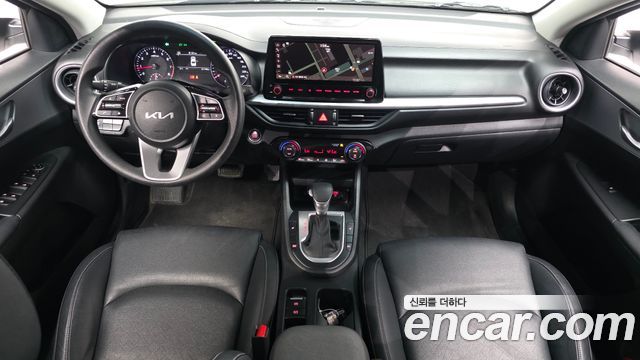 Kia K3 2022 — photo 10