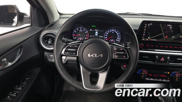 Kia K3 2022 — photo 19
