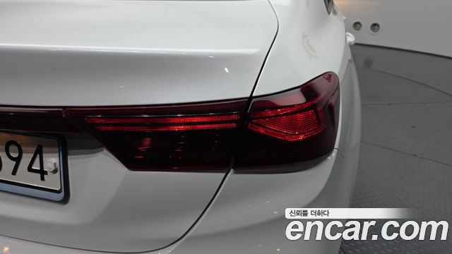 Kia K3 2022 — photo 9