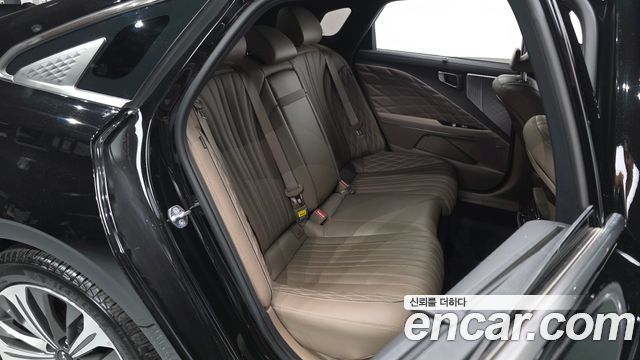 Kia K8 2023 — photo 17