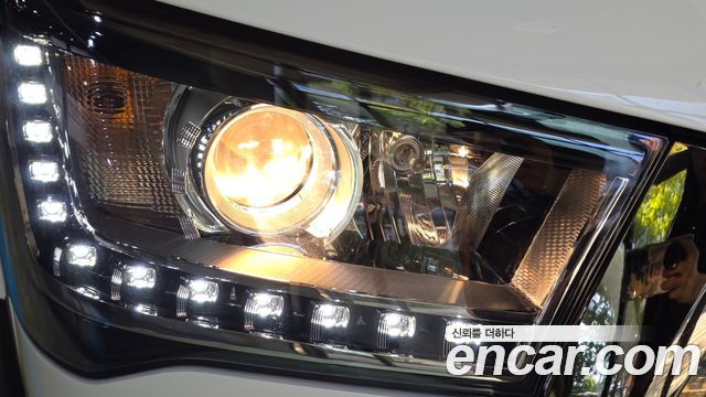 Hyundai Solati 2023 — photo 8