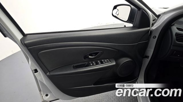 Renault Korea SM3 2018 — photo 14