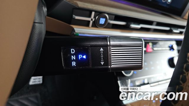 Hyundai Santafe 2024 — photo 12