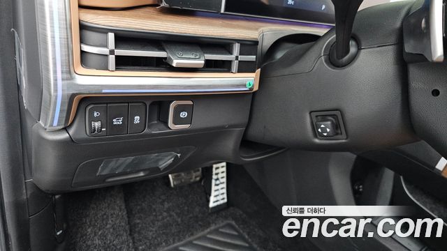 Hyundai Santafe 2024 — photo 28