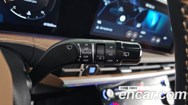Hyundai Santafe 2024 — photo 31
