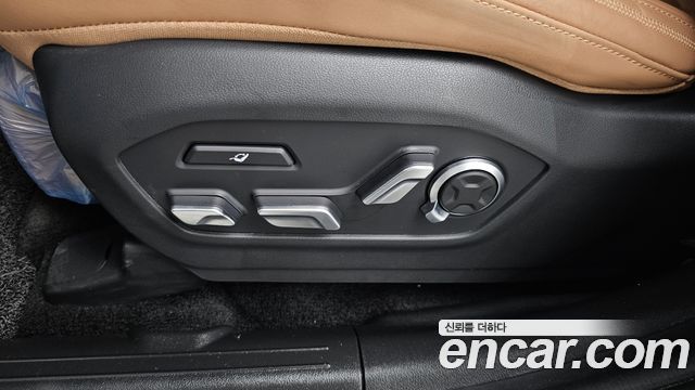 Hyundai Santafe 2024 — photo 32